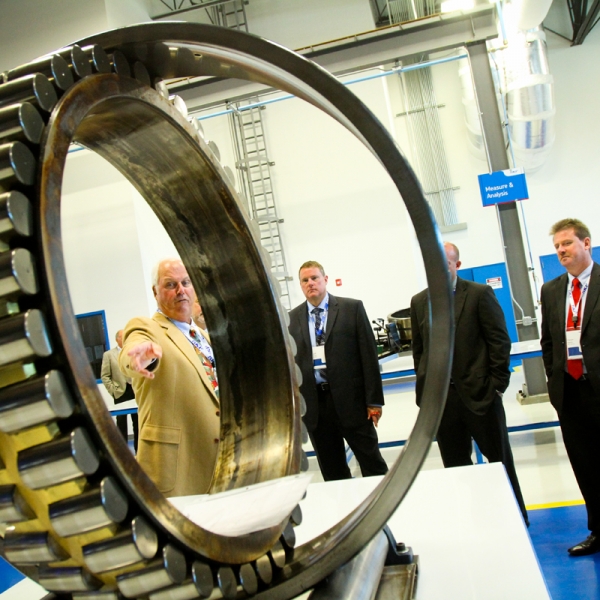 PHỚT MÔI LY TÂM: PHỚT VÒNG BI CẢI TIẾN MỚI CỦA SKF