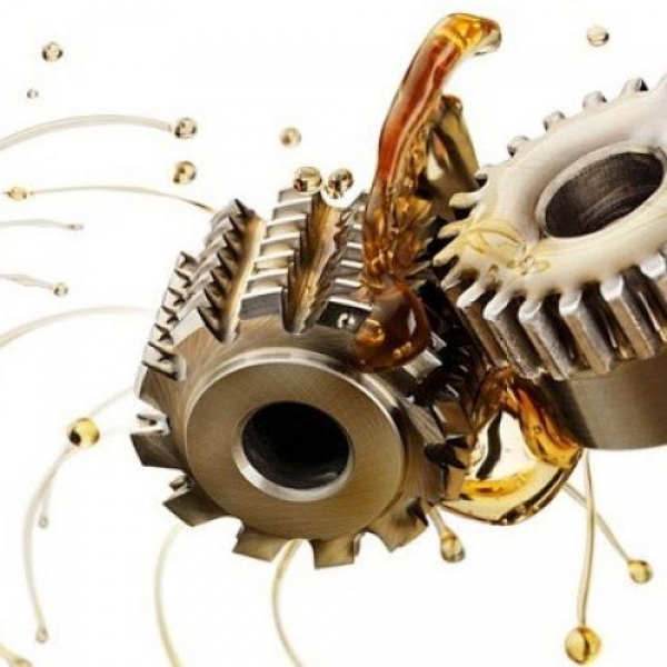 Tại sao cần phải thay dầu máy nén khí đúng định kỳ?