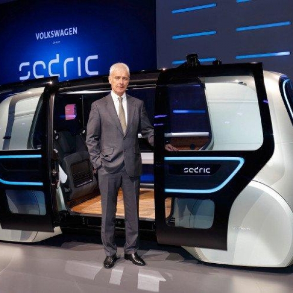 Volkswagen giới thiệu ý tưởng xe không vô lăng