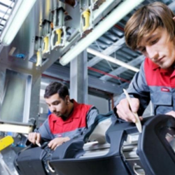 Sản xuất ô tô của Mỹ thất thoát hàng triệu đô