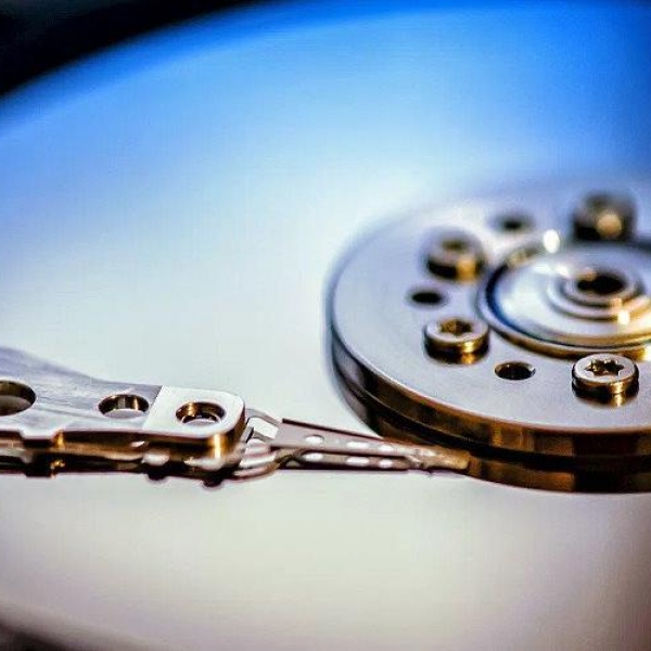 Chiêm ngưỡng ổ cứng bé nhất thế giới