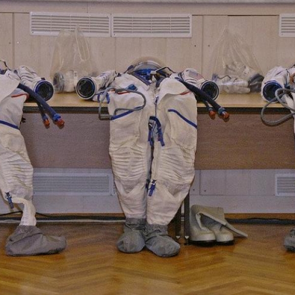 Nga tuyển phi công vũ trụ mới cho sứ mệnh chinh phục Mặt Trăng