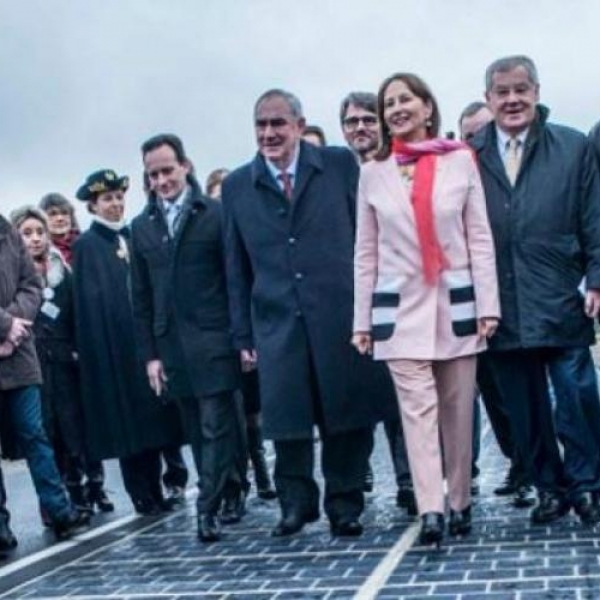 Lát đường bằng pin mặt trời, tại sao không?