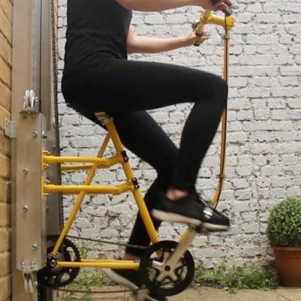 Đi xe đạp thay vì đi thang máy