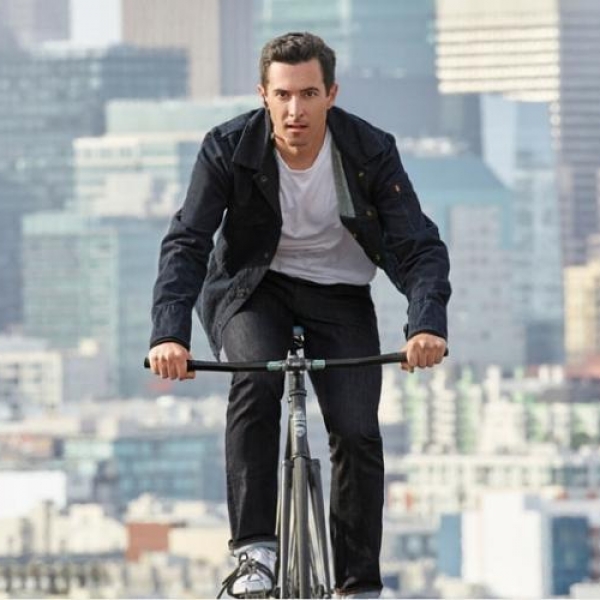 Google sản xuất áo khoác thông minh